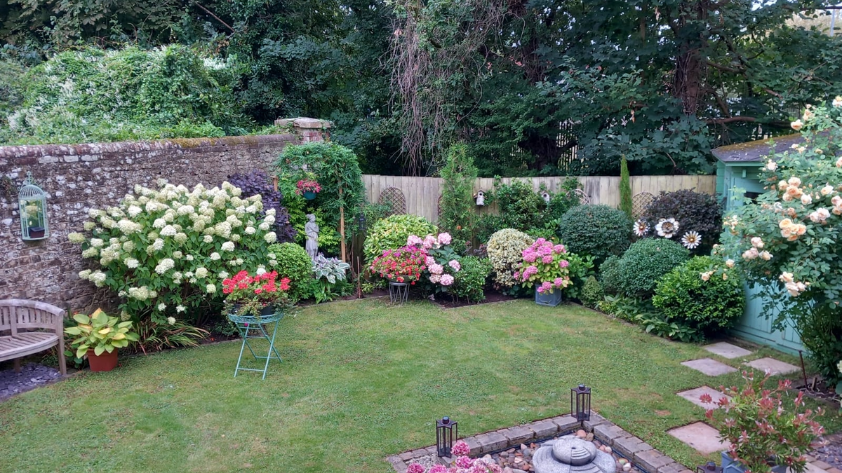 October Jobs in the Garden