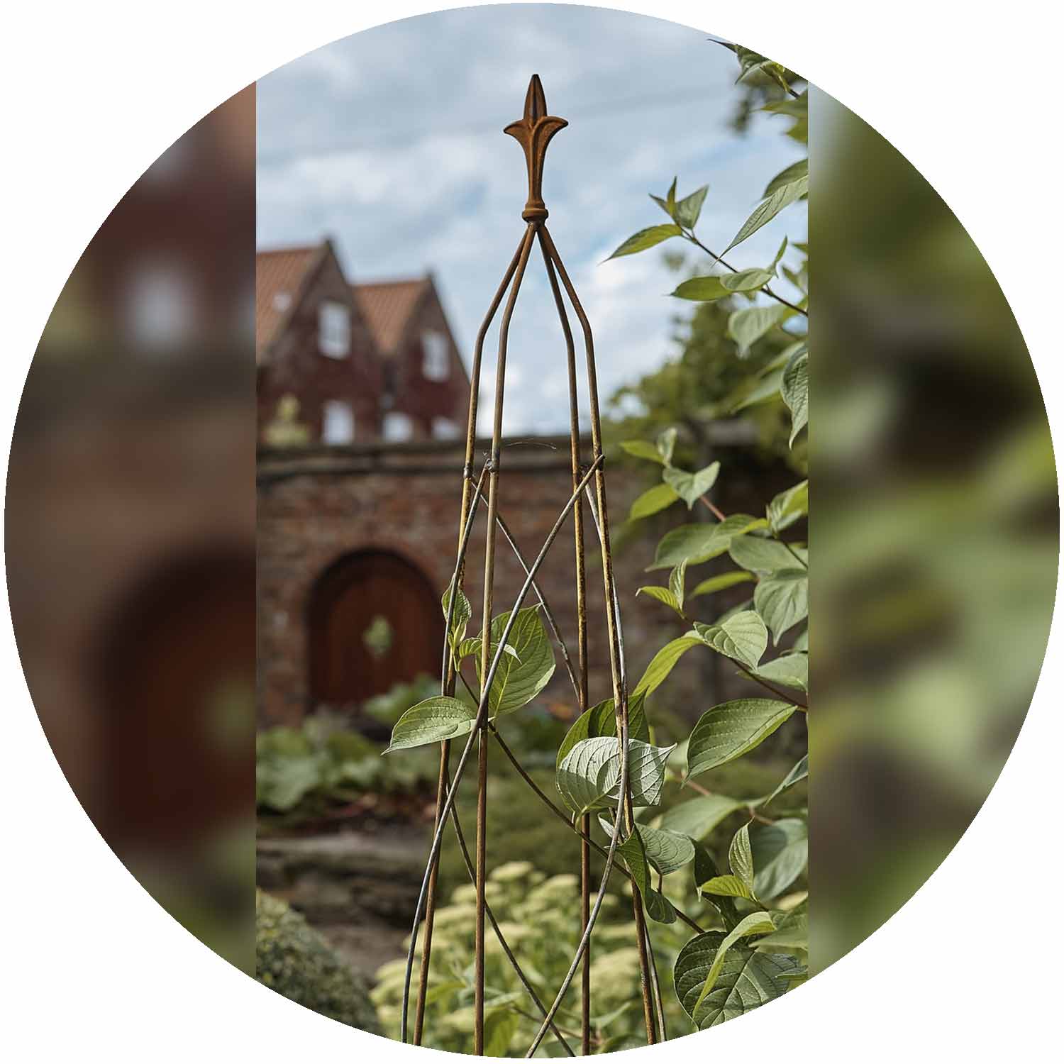 Nostell Rust Obelisk - Small