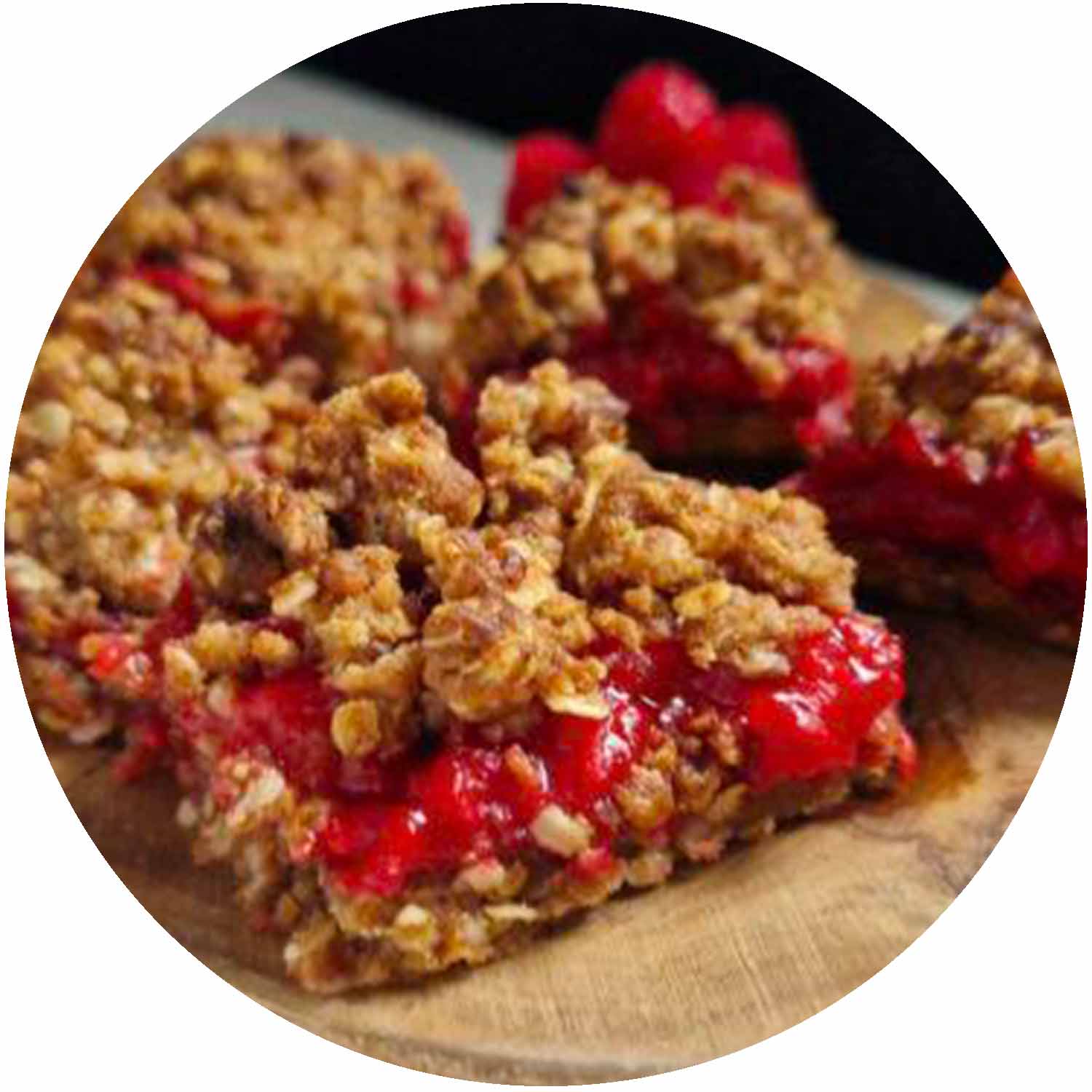 Raspberry Crumble Traybake (VE + GR)